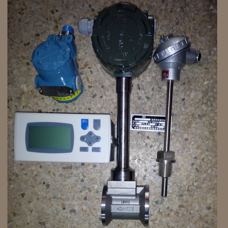 LUGB-21-DN100涡街流量计 DN100分体空气 蒸汽温度压力补偿流量计